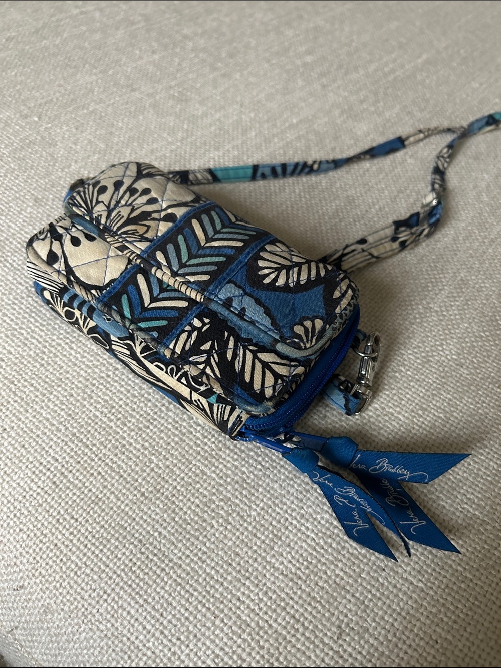 Vera Bradley Blue Floral Quilted Mini Crossbody Wristlet